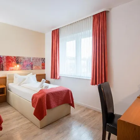 Hotel Arador-city