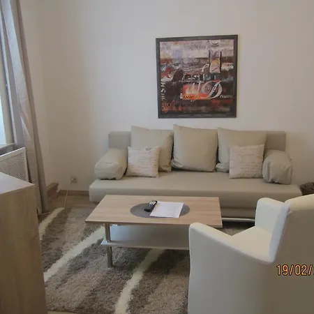 Arador-city 3*