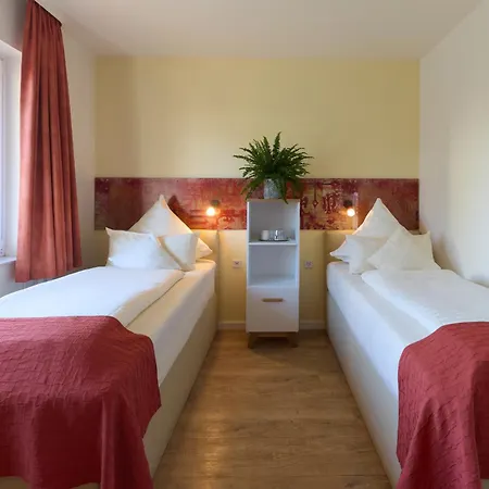 Arador-city Hotel 3*