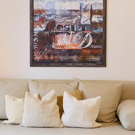 Hotel Arador-city