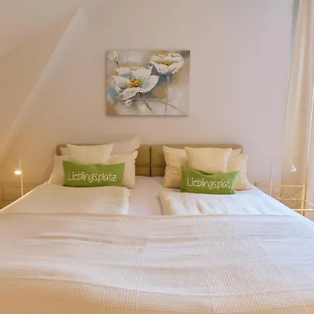 Hotel Arador-city 3*
