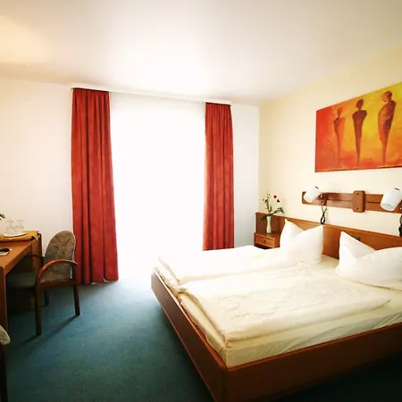Arador-city Hotel 3*